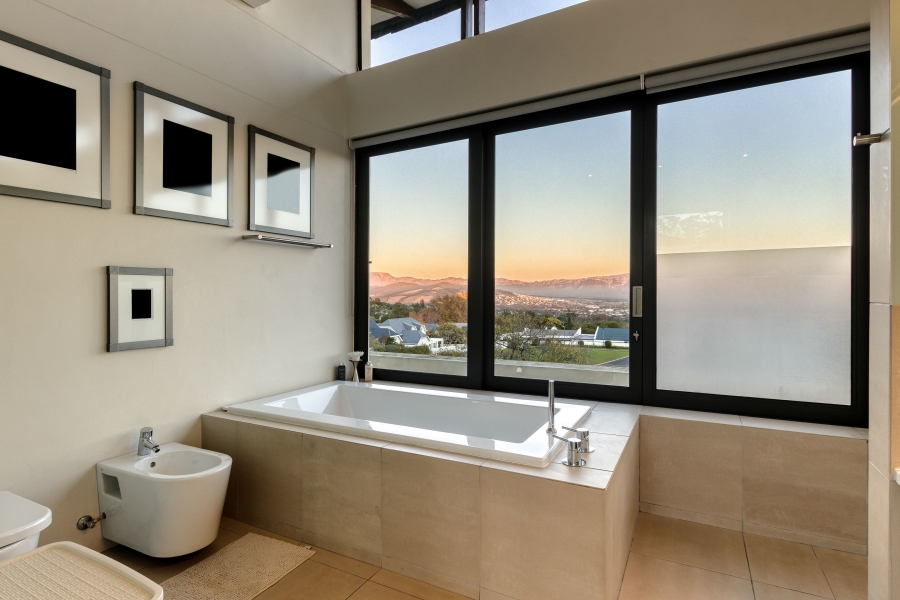 4 Bedroom Property for Sale in Briza Western Cape